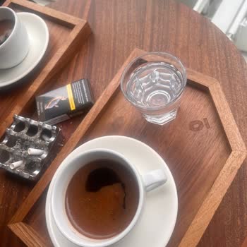 Espressolab Büyük Bardakta Küçük Kahve