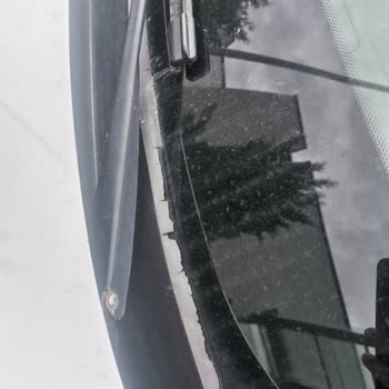 Renault Kalitesiz Plastik Kullanımı