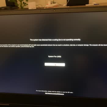 Media Markt Arızalı Bilgisayar Sattı İade Almıyor!