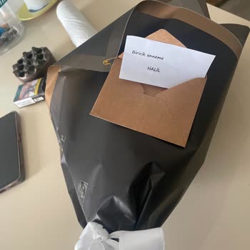 Getir Anneler Günü Yanlış Gelen Çiçek