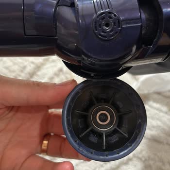 Dyson Gen5detect™ Absolute (Prusya Mavisi/bakır) Kırık Tekerlek