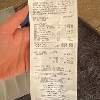 Gucci Kozmetik Mağazasından Aldığım Parfümün Kalıcılığı Sorunu
