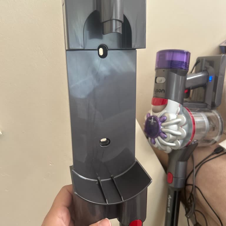 Dyson V8 Kutudan Vida Çıkmama Sorunu
