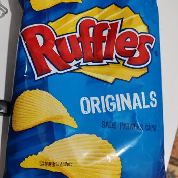 Ruffles De Böcek Çıktı