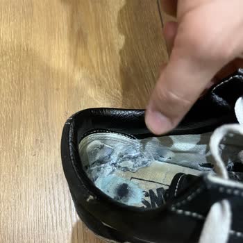 Sportive İç Astarda Parçalanma Ve Taban Patlaması