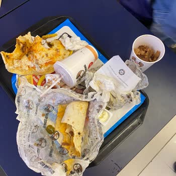Kent Meydanı AVM Usta Dönerci Döneri Kokuyor Sosu Ekşi