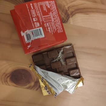 Ülker Küflü Sütlü Kare Çikolata