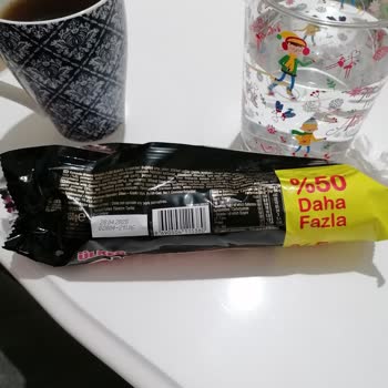 Ülker Biskrem Tadı Bayat