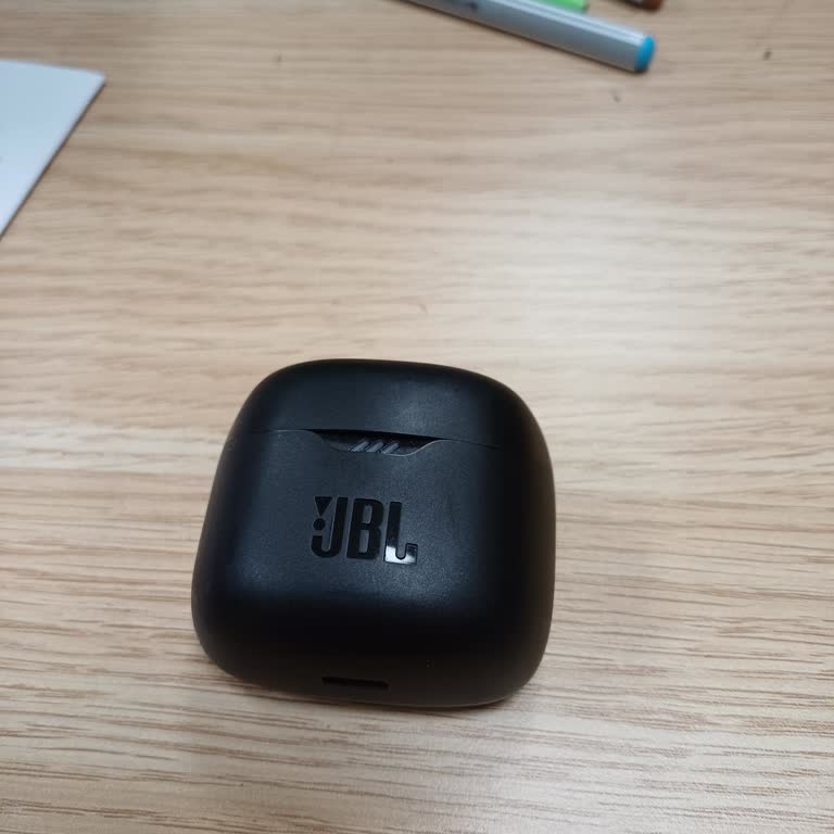 JBL Kulaklık Kutu İçindeki Şarj Sorunu Ve Sürekli Bağlanması