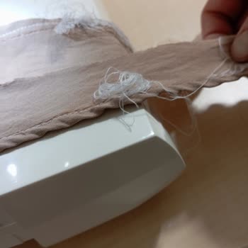 Singer Brilliance Dikiş Makinesi Altta İp Topluyor