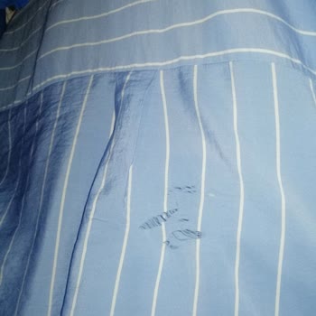 LC Waikiki Aldığım Üründe Bir Yıkamada Yırtıklar Oluştu