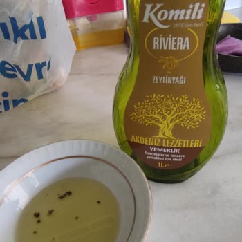 Migros Komili Zeytinyağı Küflenmesi. Dikkatli Kontrol Edin
