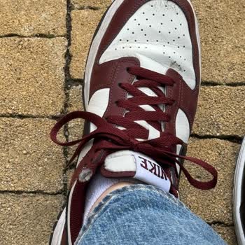 Barçın Spor Nike Dunk Ayakkabı Hemen Yırtıldı