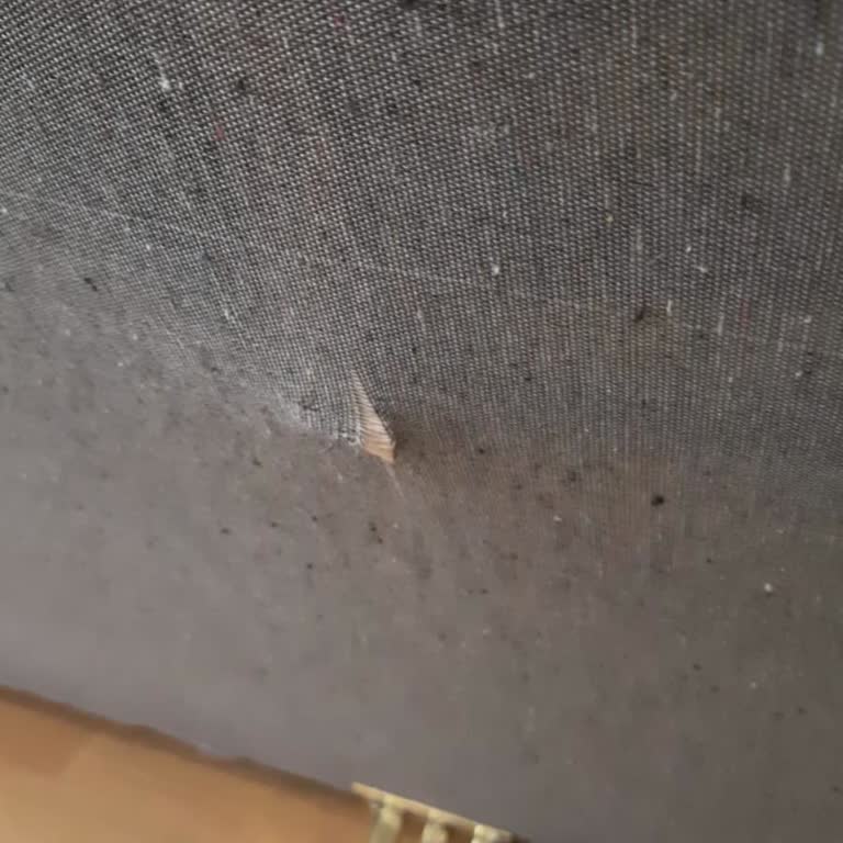 İsak Mobilya Kırık Koltuk Ve İlgisiz Hizmet: 4 Ay Bekleyiş