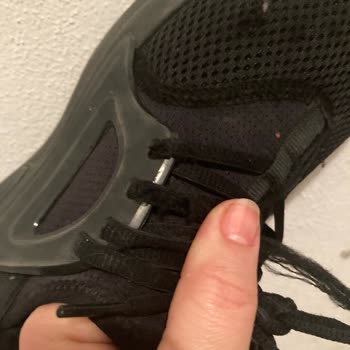 Deichmann Puma Schuhe beschädigt, enttäuschende Garantie