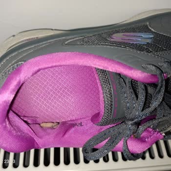 Skechers Ayakkabılarının Kalitesizliği Ve Firmanın Arkasında Durmaması