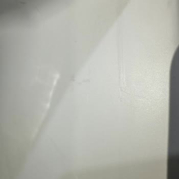 Bosch Buzdolabı Fabrika Hatası Çizikler