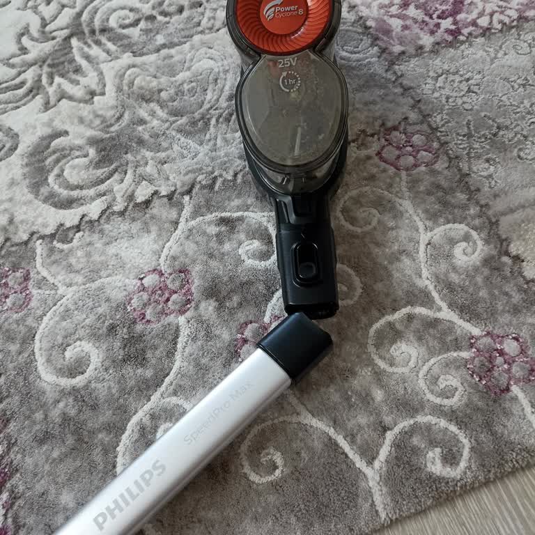 PHILIPS Ev Aletleri Philips 7040 Dik Şarjlı Süpürge