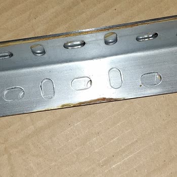 Çelik Raf Burada ( Güney Raf ) Hasarlı Ürün Sorunu