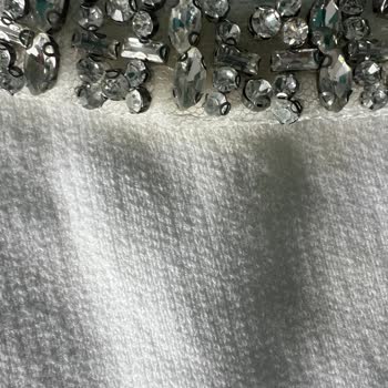 Zara Yakası Parlak Taşlı Triko Bluz (Beyaz | 5755/021) Yıkama Sorunu