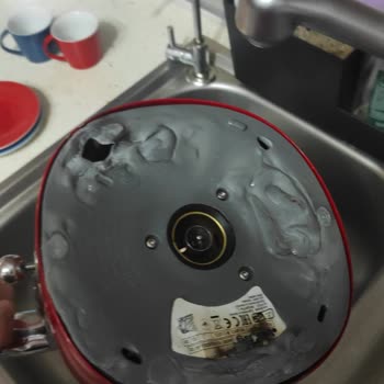 Smeg Kettle'da Erimiş Plastik Sorunu Ve Müşteri Hizmetleri İlgisizliği