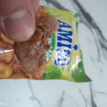 Şok Marketler Kuruyemişten Kıl Çıktı!
