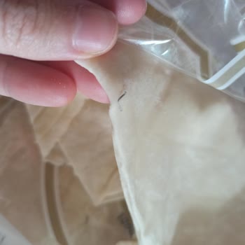 BİM Yufkadan Tel Çıktı