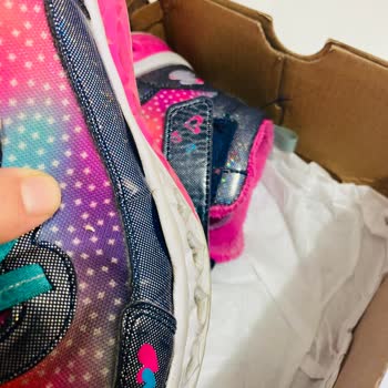 Skechers Ürünün Arkasında Durmuyor!