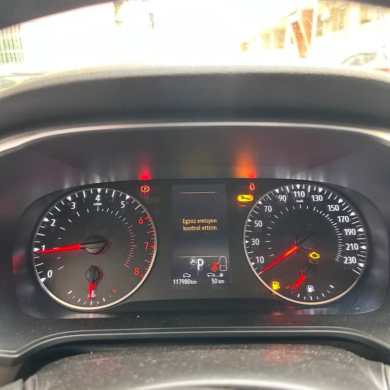 Renault Megane 1.3 Motor Enjektör Kronik Arıza