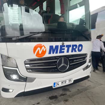 Metro Turizm Terminale Girmemek İçin Yolda İndirmek