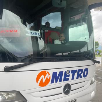 Metro Turizm Terminale Girmemek İçin Yolda İndirmek
