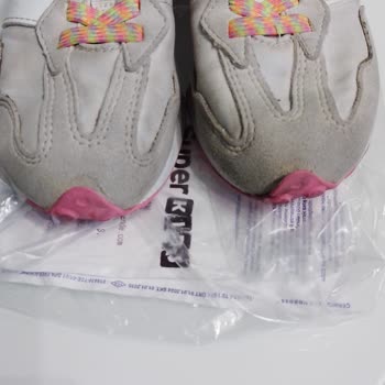 New Balance Shoes Poor Quality Issue