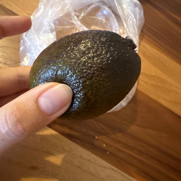 Migros Sanal Marketin Çürük Sebze Satışı