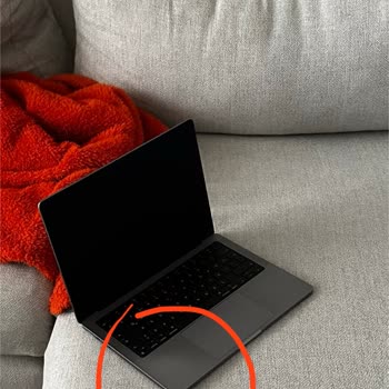 Apple Macbook Pro Kasa Renk Solması