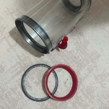 Dyson V15 Toz Haznesi Lastik Sorunu
