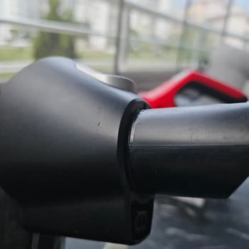 Bosch Unlimited Dik Süpürge Tırnak Kırılma Sorunu