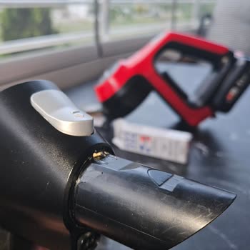 Bosch Unlimited Dik Süpürge Tırnak Kırılma Sorunu