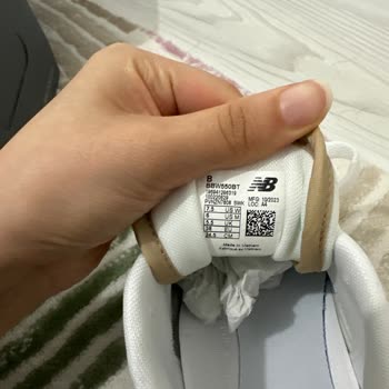 New Balance Domuz Derisi Kullanıyormuş