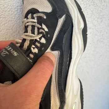 Skechers (Olka Spor) Malının Arkasında Durmuyor!