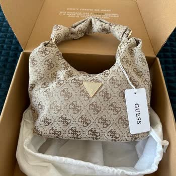 Guess Hatalı Ürün Gönderimi Ve Gümrük Vergisi İsteme