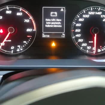 Seat 2021 Model Leon Araç Şarj Sorunu Ve Trafik Arızası