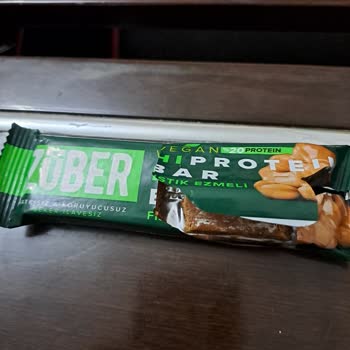 Migros Züber Marka Bar'ın Tüketim Tarihini 1 Yılı Geçmiş Ürün Satması.