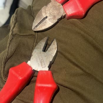 İzeltaş Aletlerinin Kalitesizliğinden Paslanması