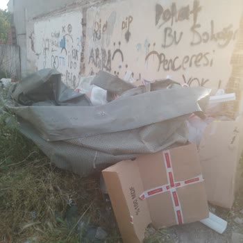 Manisa Büyükşehir Belediyesi Moloz Ve Çöp Sorunu