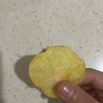 Ruffles Cipsimin İçinde İp Çıktı