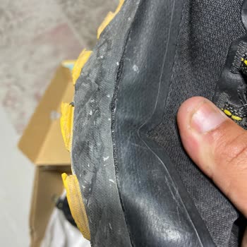 Skechers Ürün Değişimi Talebi Ve Üretimsel Hata Şikayeti