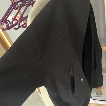 Zara Bomber Cekette Tüylenme Sorunu