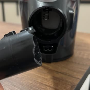 Bosch Unlimited 7 Dik Süpürge Bağlantı Mandalı Kırıldı