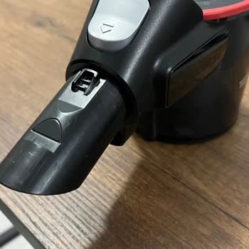 Bosch Unlimited 7 Dik Süpürge Bağlantı Mandalı Kırıldı