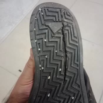 FLO Ayakkabı Kalite Yoksunu...